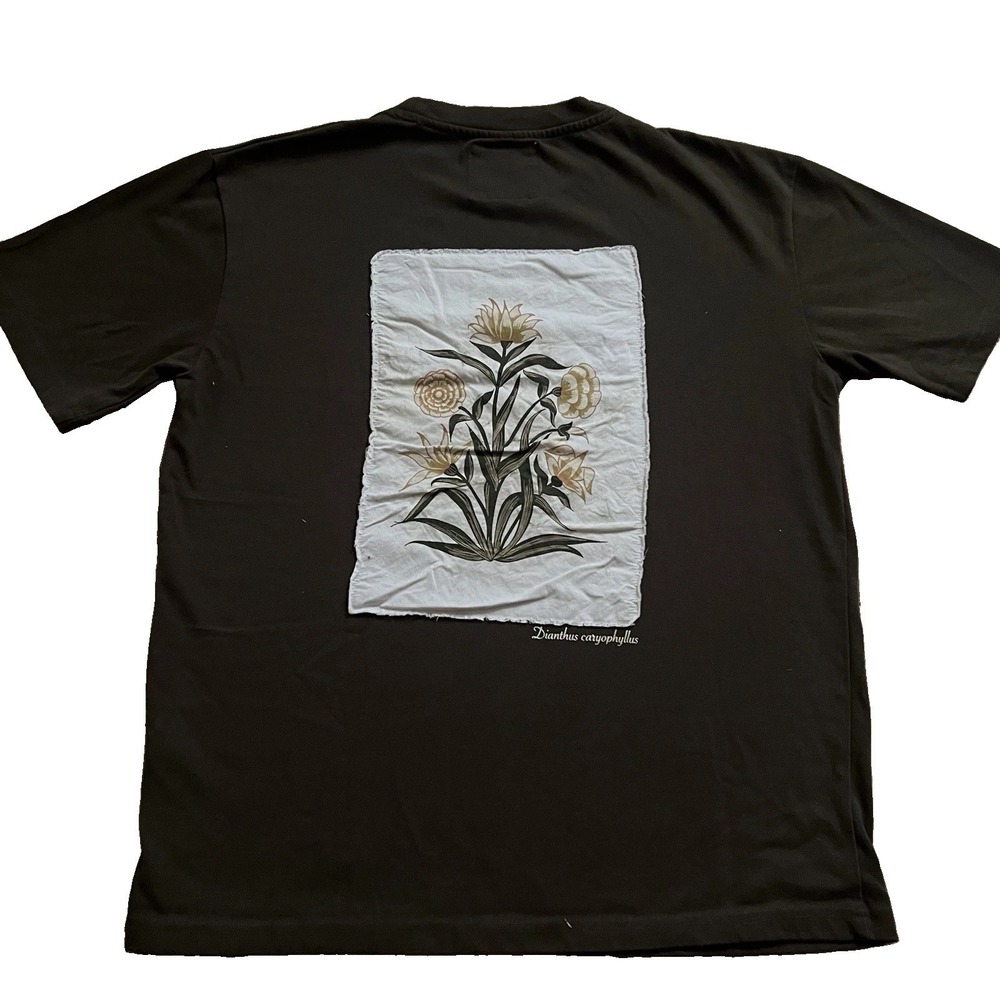 Denim & Flower Ricky Singh Mens Small Brown Floral Patch Relaxed Fit T-Shirt